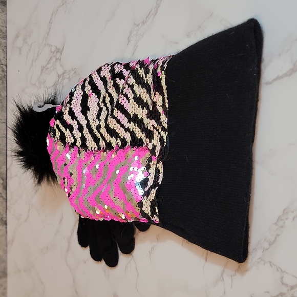 OMG pink & silver Reversible chevron pattern Sequin Hat & gloves - Picture 6 of 7